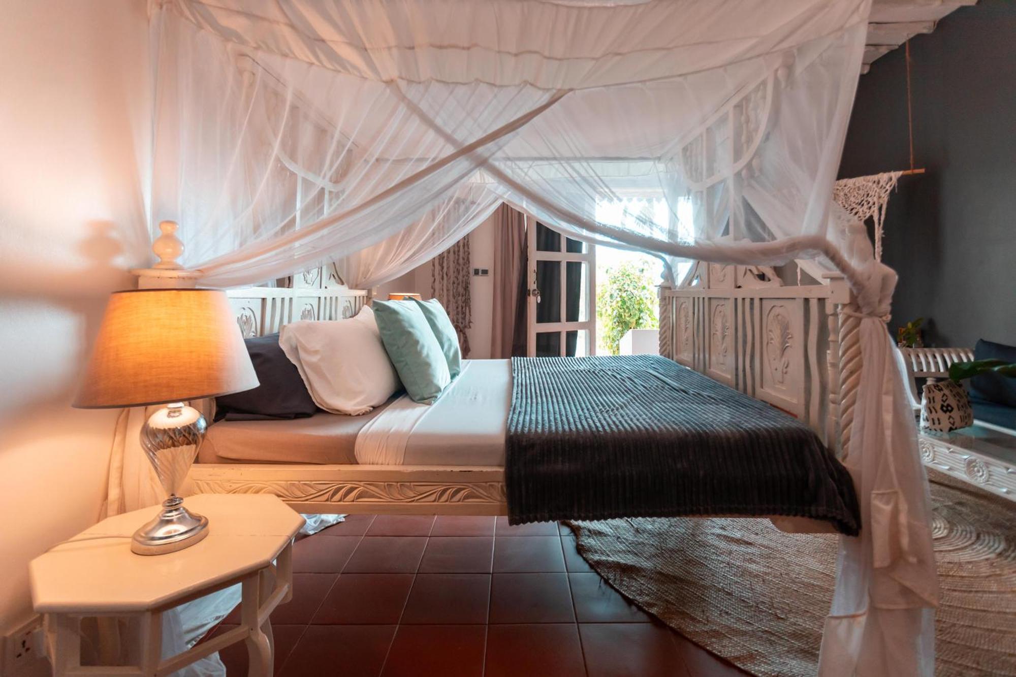 B4 Boutique Hotel Paje Bagian luar foto