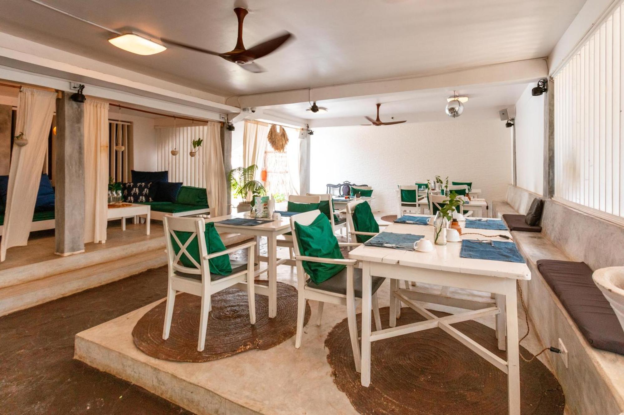 B4 Boutique Hotel Paje Bagian luar foto