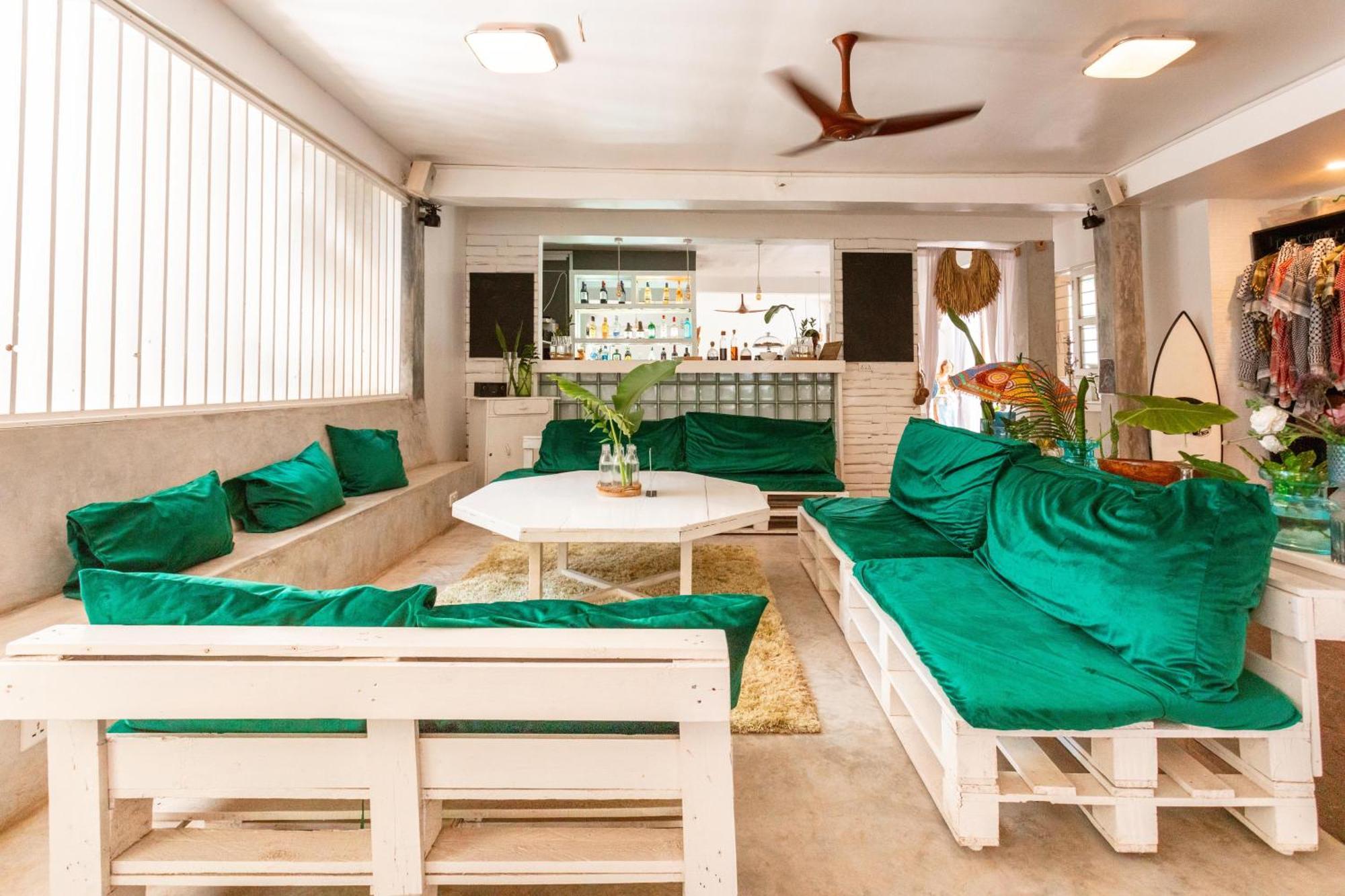 B4 Boutique Hotel Paje Bagian luar foto